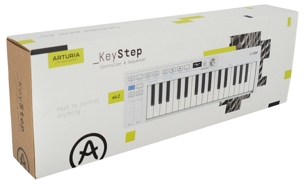 Arturia KEYSTEP MK2 32-Note Slimkey Keyboard Controller/Sequencer+Laptop Bag