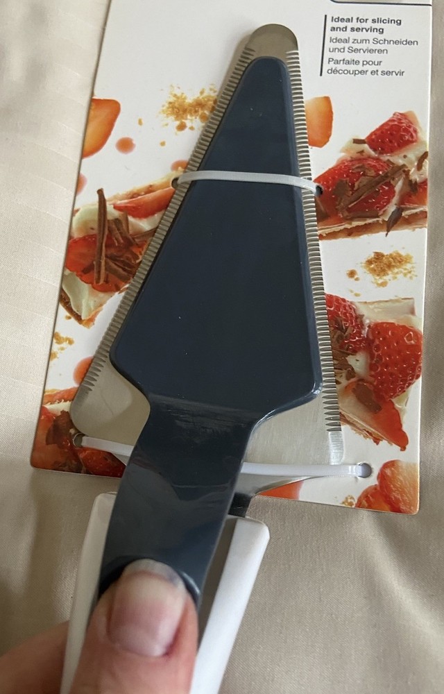 NIP Zyliss Easy Serve Cake Server Kitchen Tool - Charcoal Gray/White - New
