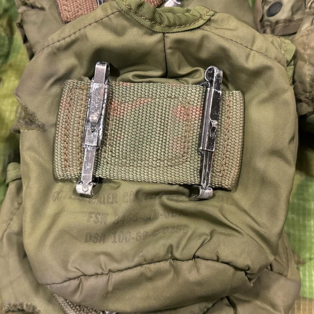 Vietnam War Plastic Snap Nylon Canteen Covers