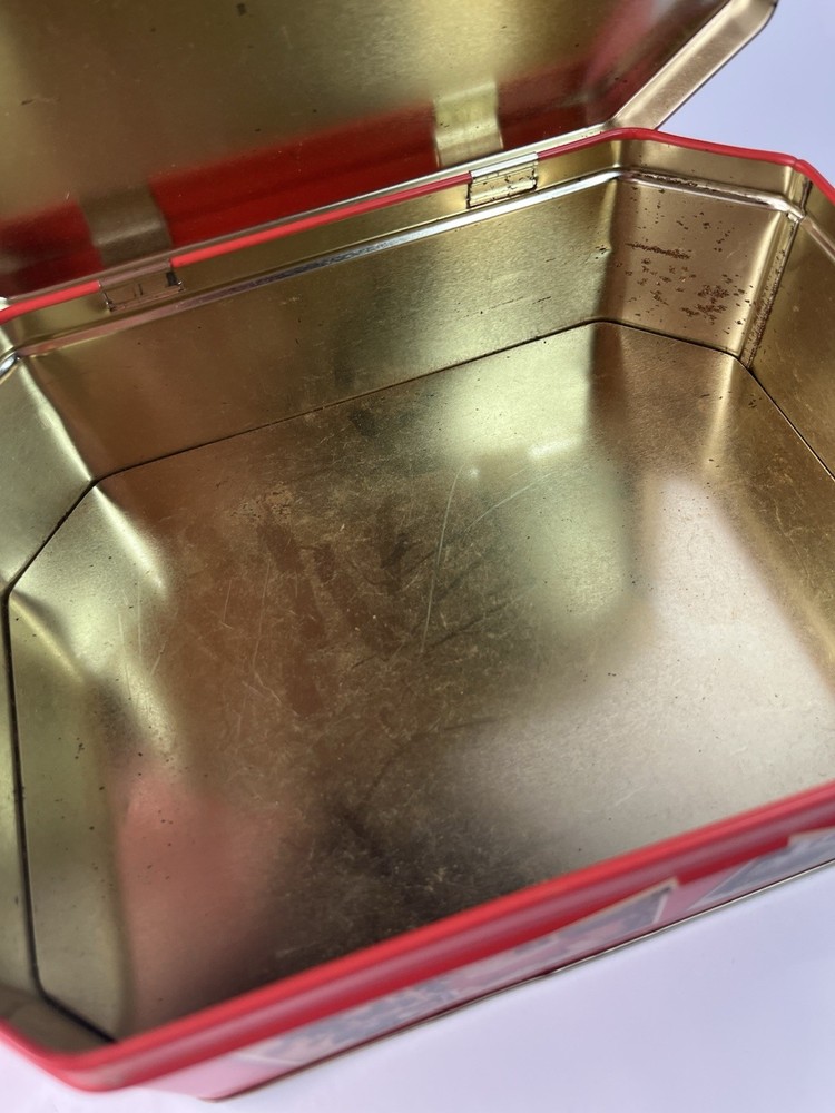 Vintage Singer Sewing Machine Advertisement Tin Box