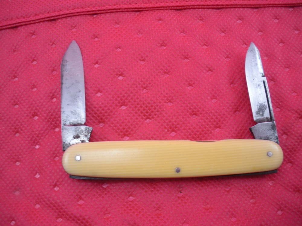 VINTAGE A. FIELD & CO PROGRESS OFFICE KNIFE D8