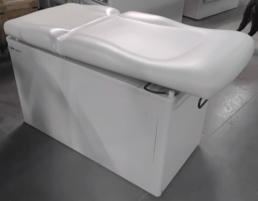 UMF 5240 Manual Exam Table with Four Storage Drawers and Front Step