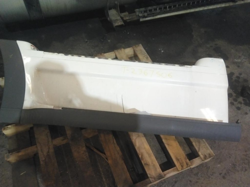 For 2016 FREIGHTLINER CASCADIA 125 SIDE FAIRING Right , OH
