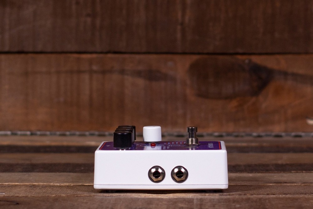 Electro-Harmonix Synth9 Synthesizer Machine