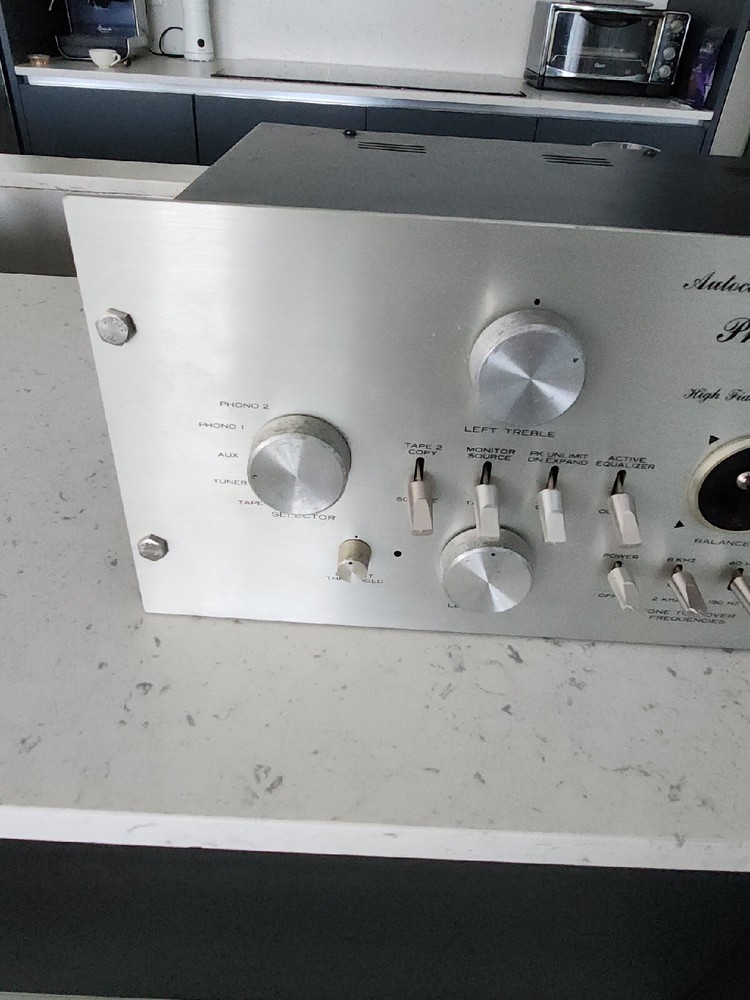 Phase Linear 4000 Preamplifier. Working