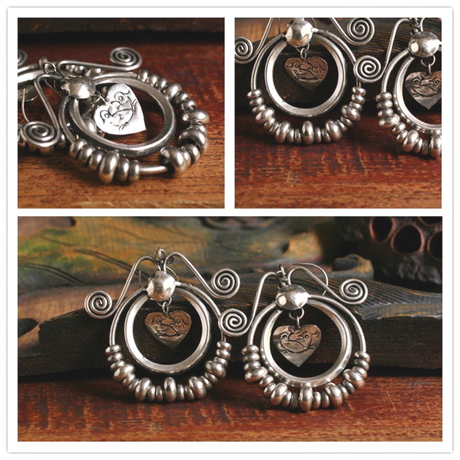 ETHNIC TRIBAL MIAO HANDMADE EARRINGS / JE322