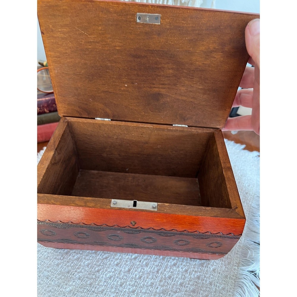 Vintage Etched Burned Wood Box (3992)