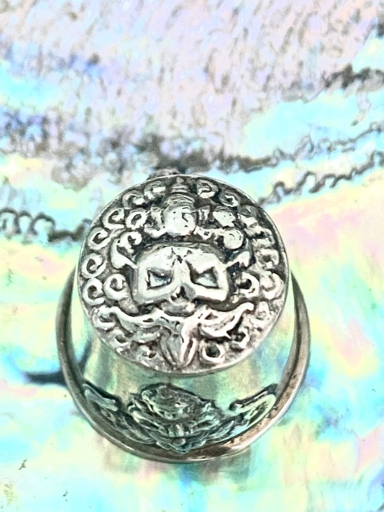 Vintage Siam Sterling Silver Buddha Religious Thimble