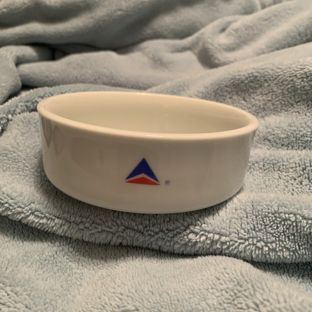 Vintage Delta Airlines Bowl