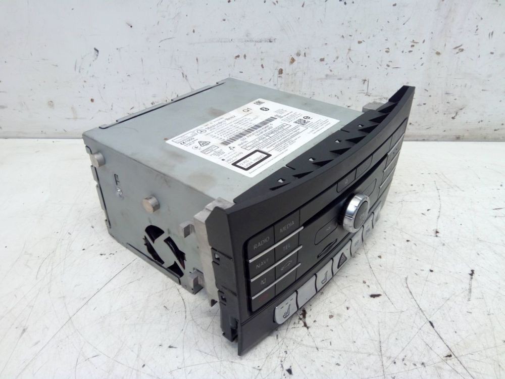 Bluetooth Combined Radio/CD Emergency Headlights *CODE Not Available! Pass