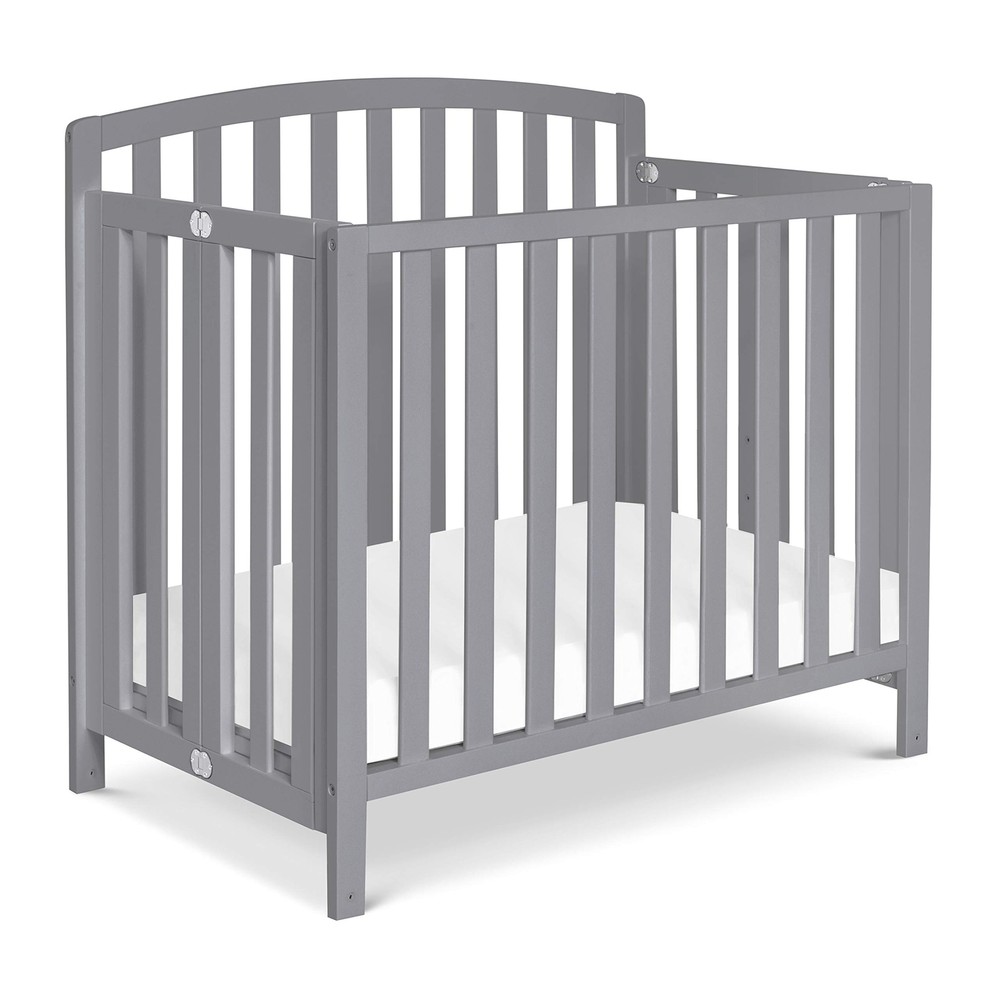 GREENGUARD Gold Certified Dylan Folding Portable Mini Crib Space Efficient M...