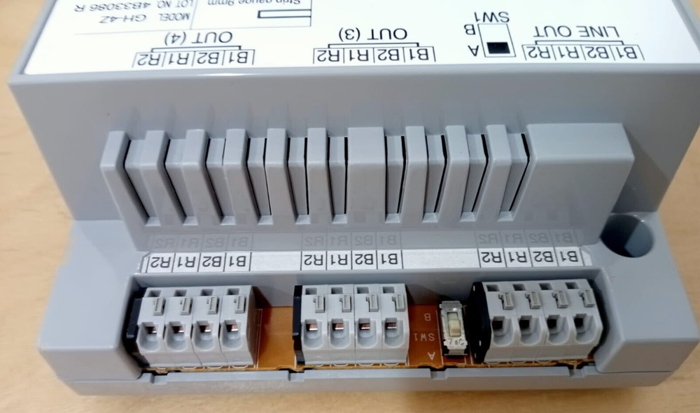 Aiphone GH-4Z Video Distribution Adaptor