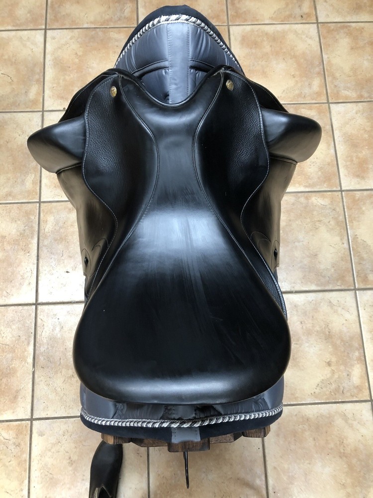 2018 17.25” DK Bond II Dressage Saddle