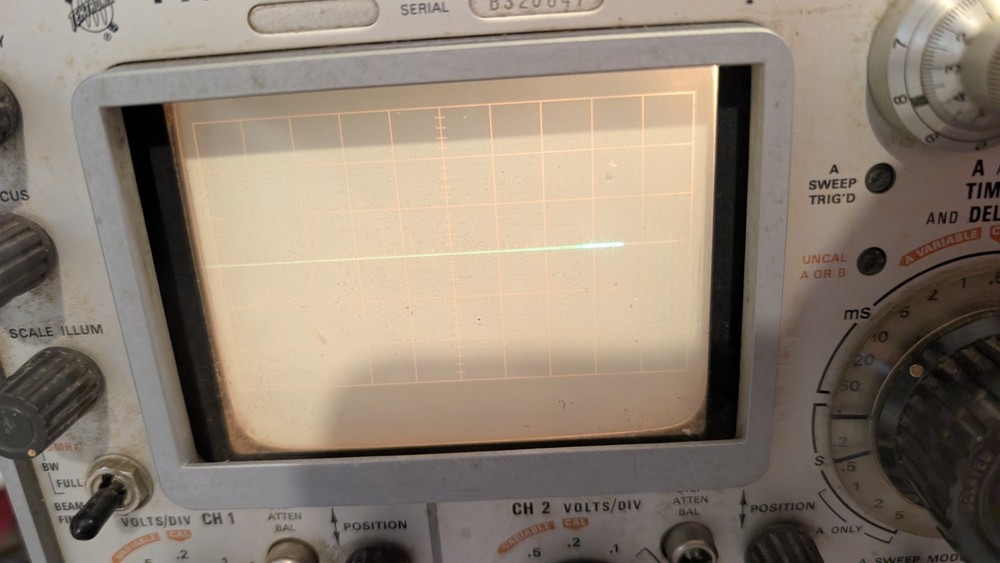 Tektronix Type 454 Oscilloscope powers up, working