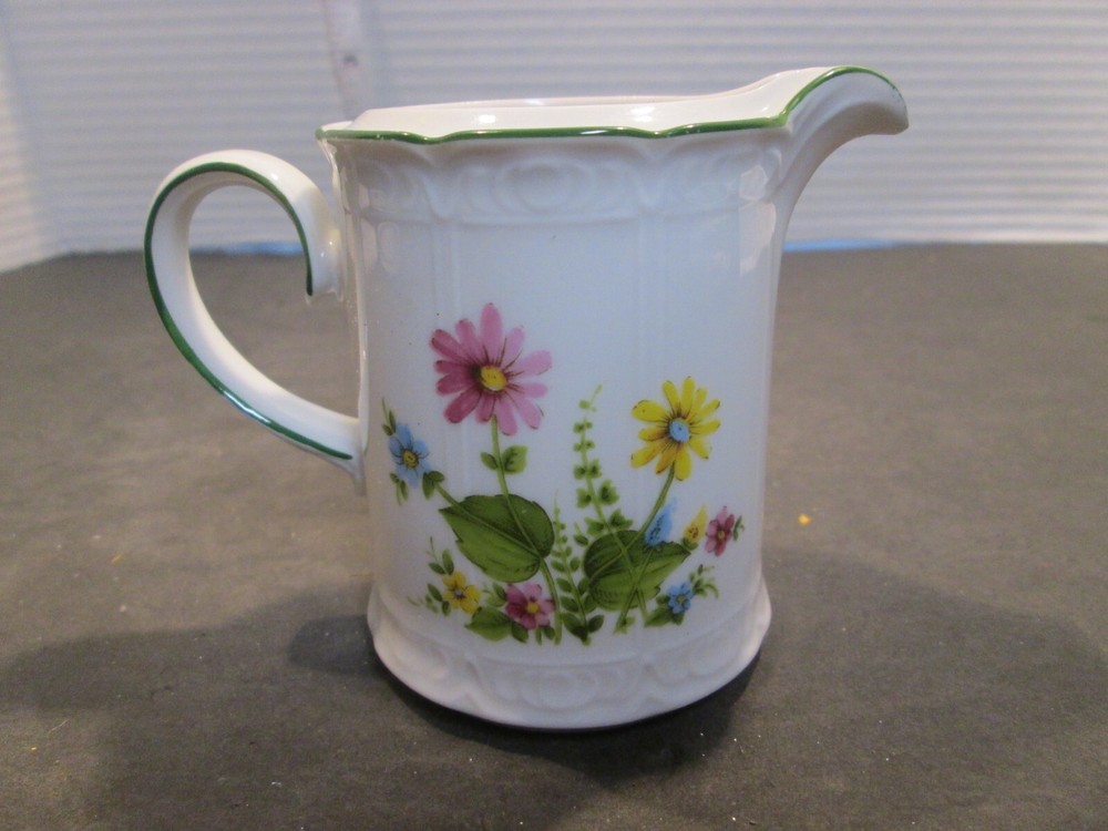 Mitterteich Bavaria Mini pitcher 3.5"
