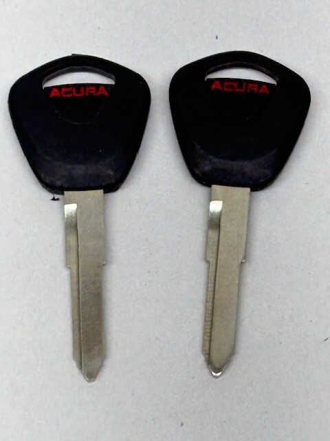 Acura Key Blank    Non - Transponder    Black Plastic Head (PAIR)