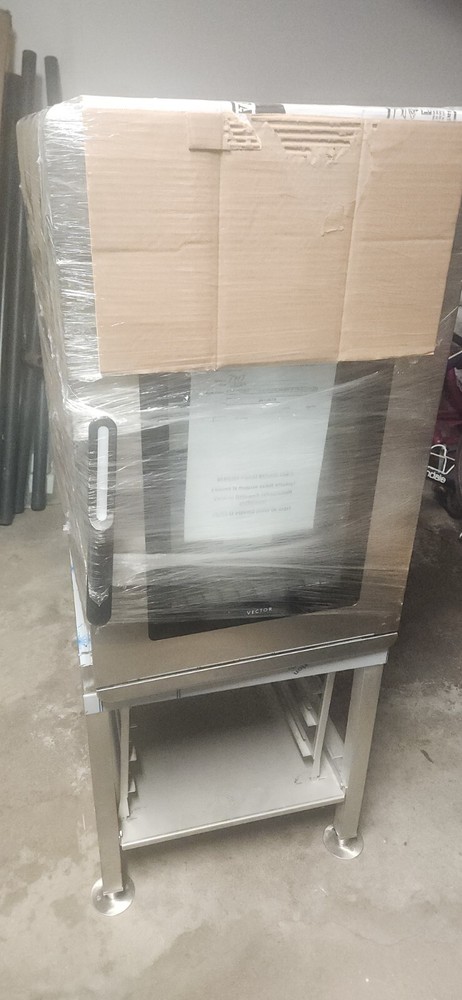 Alto-Shaam Convector Oven Model VMC-H3H, SX