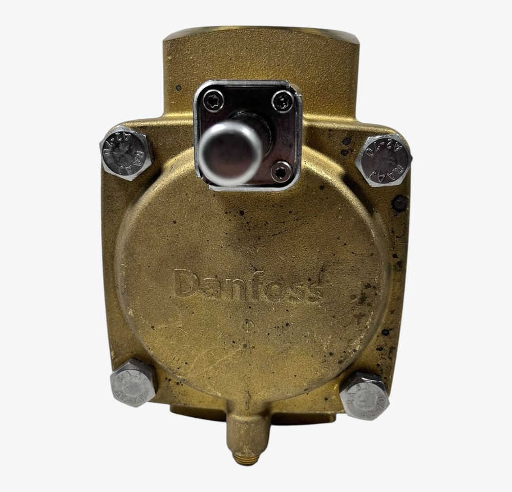 Danfoss 032U7175, EV220B Solenoid Valve w/ Solenoid Coil, OEM