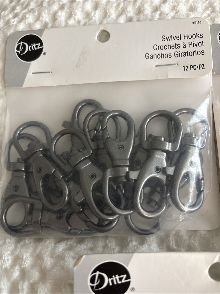 Dritz Swivel Hooks 12pc BK153 3 complete sets included. New
