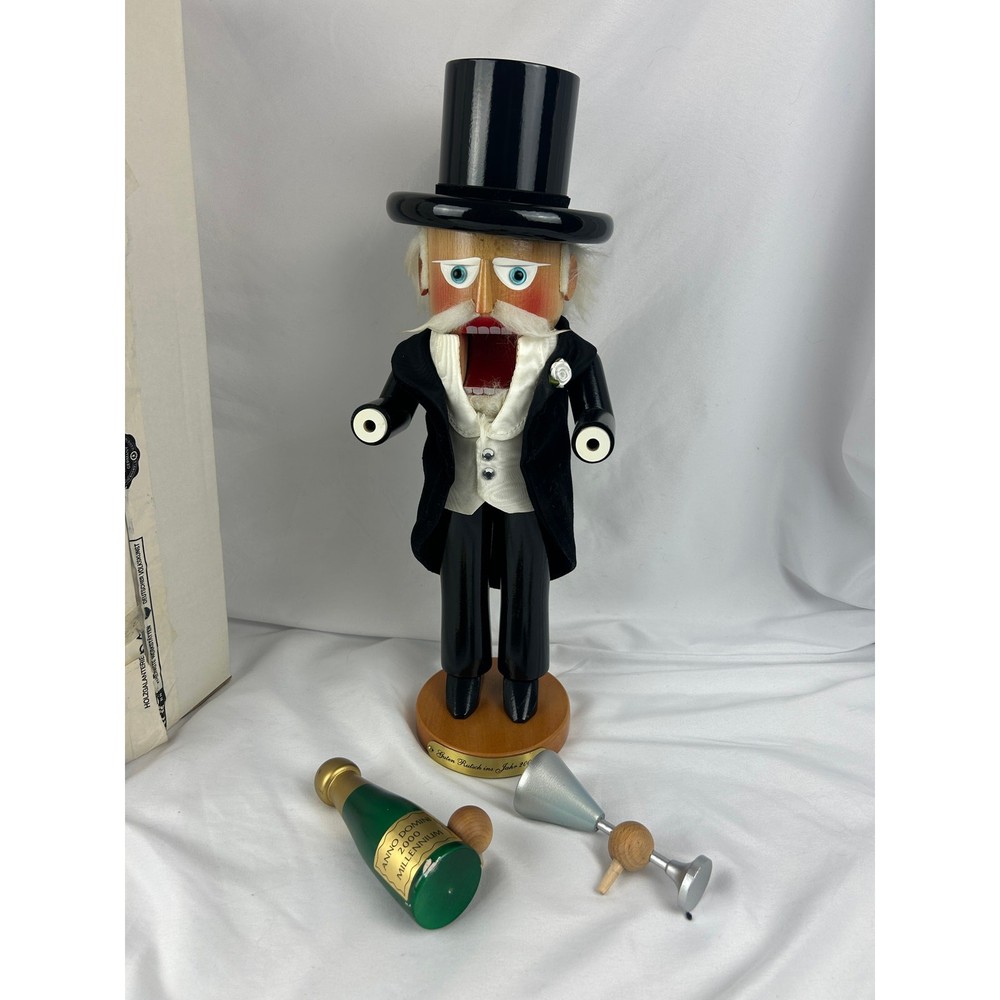 Steinbach Millennium 2000 Gentleman Nutcracker Signed LE 003210/2000 Box