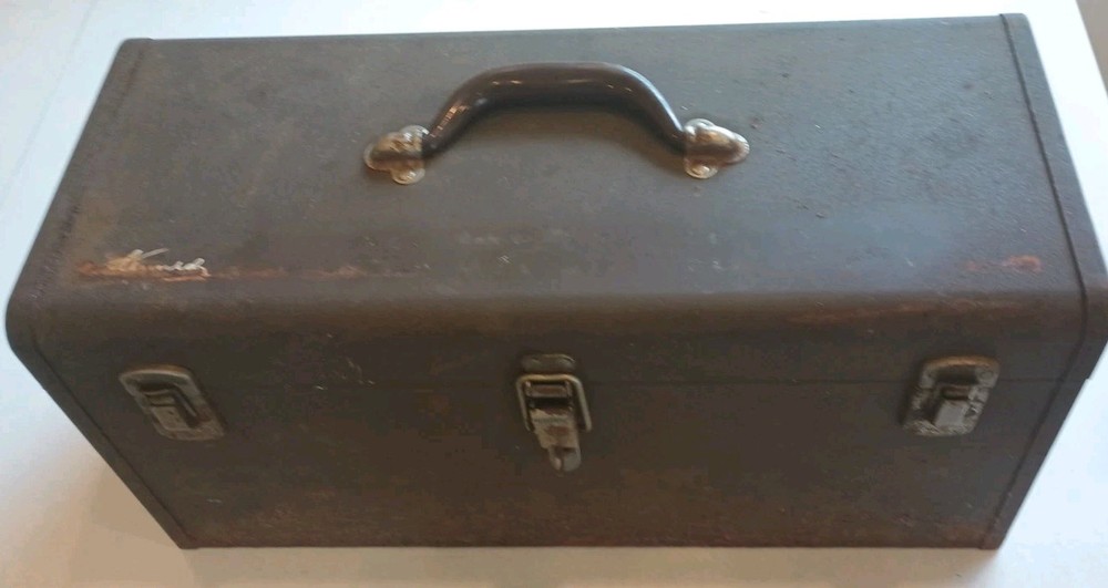 Vintage Kennedy Tool Box with Removable Green Tray K-20