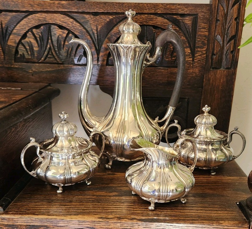 Pairpoint Silverplate 4 Piece Coffee/Tea Set #130