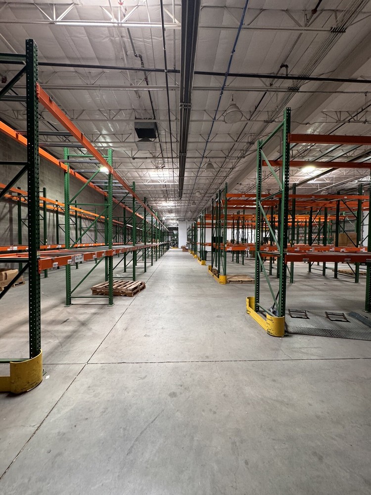 Warehouse Pallet Racking Frames, Beams, Pallet Supports, Row Spacers, Guard Rail