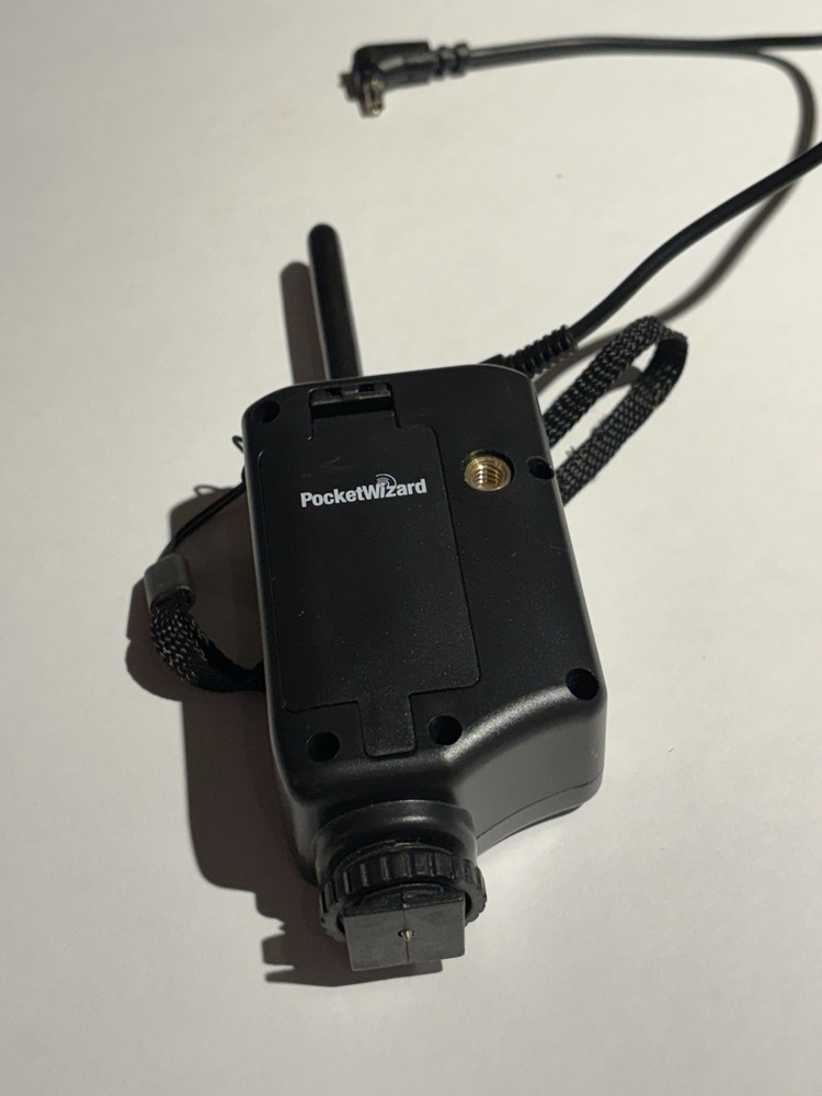 Pocket Wizard Plus II Radio Slave Transceiver