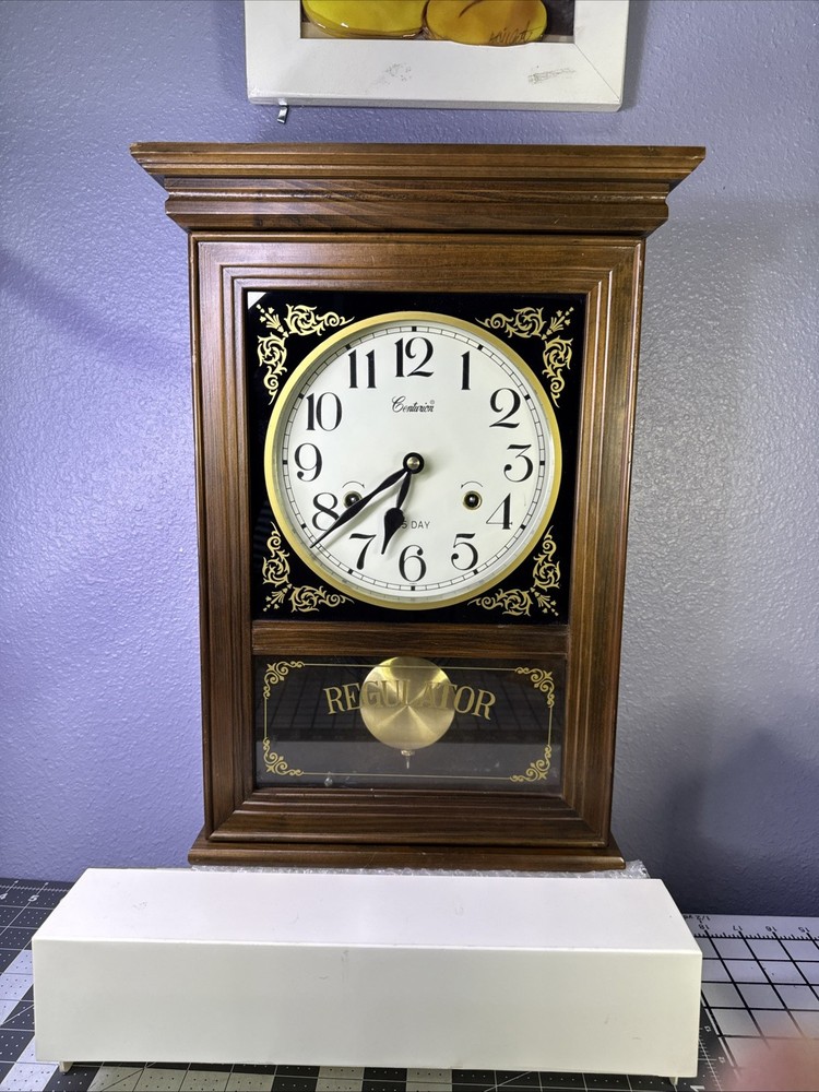 Vintage Centurion 35 Day Wall Clock w/ Key