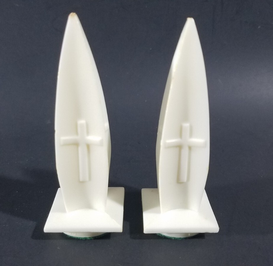 Visual Chess White Bishop x2 Replacement Pieces TAG Harvey Kidder (1965)