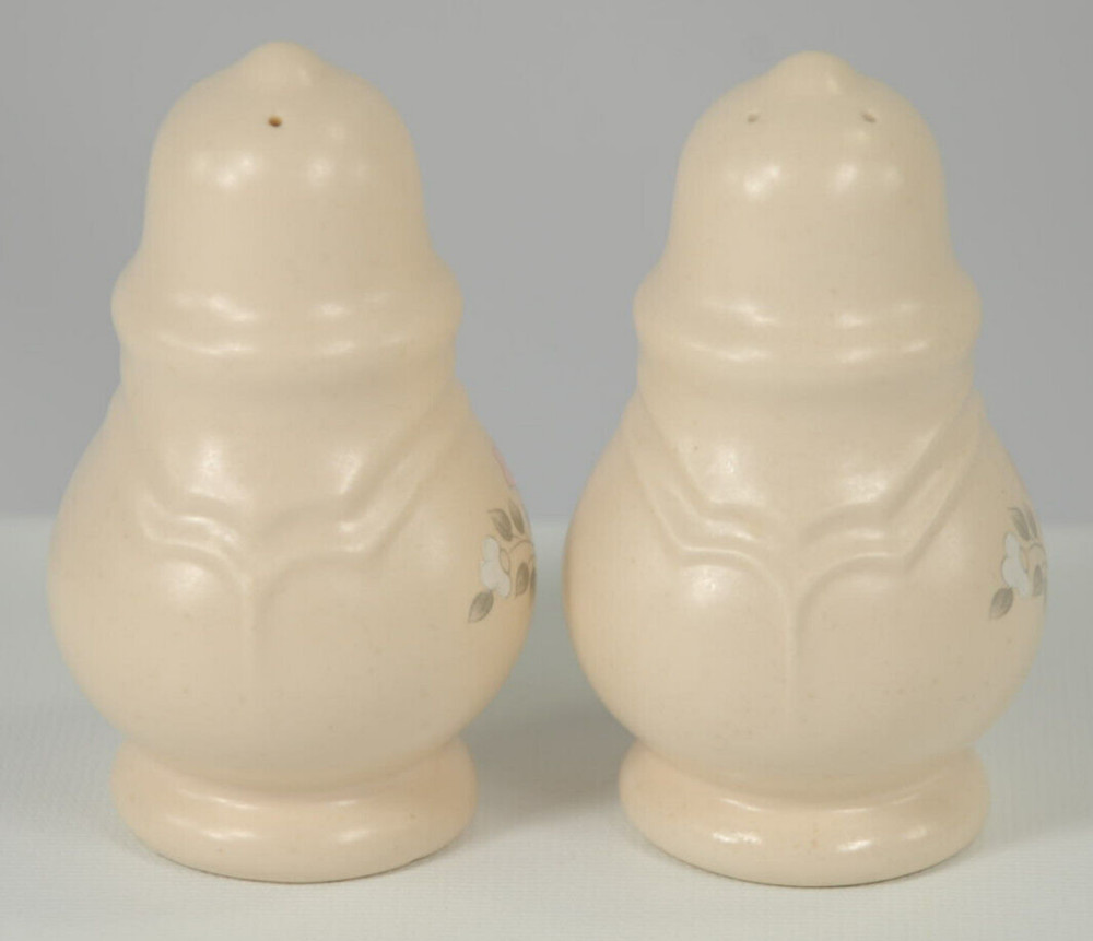 Pfaltzgraff Remembrance Salt & Pepper Shaker Set