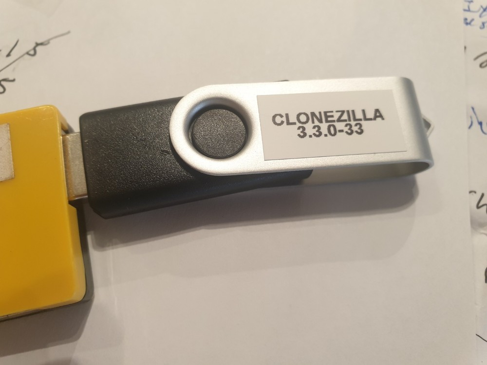 Linux Clonezilla Live 3.3.0-33, Bootable USB Flash Drive