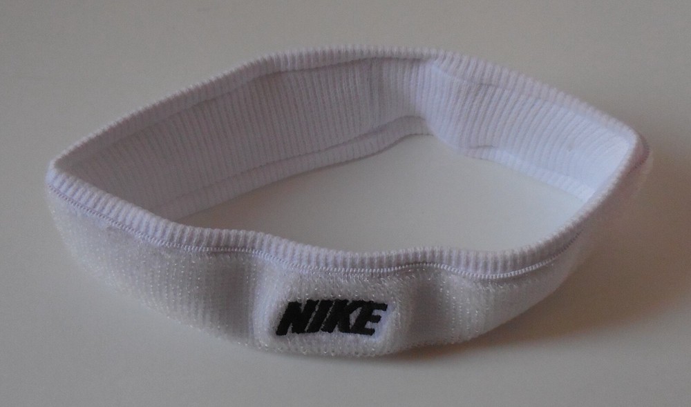 Nike Patch Headband 2" Women White/Black