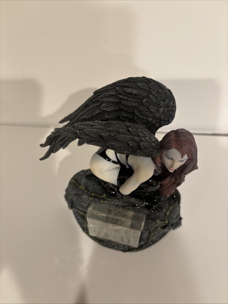 Gothic Vampire Angel Changeable Date Holder