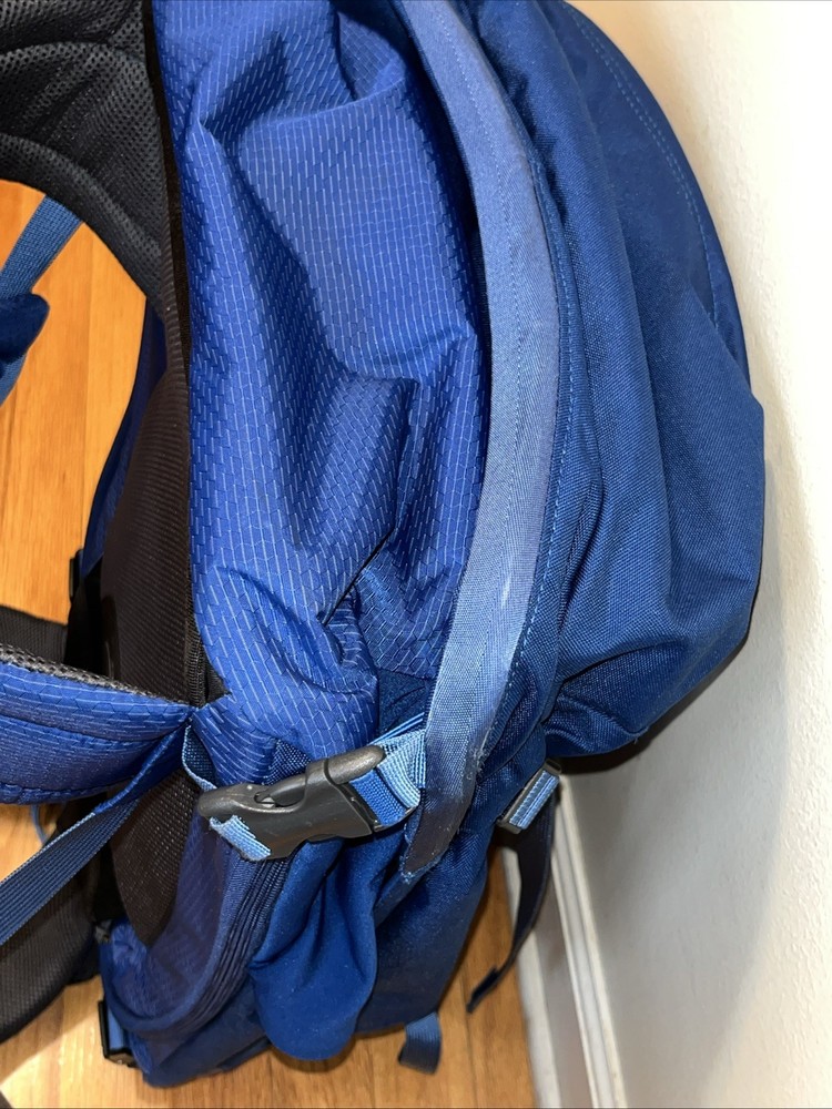 Osprey Ozone Duplex 60 Travel Backpack. Includes detachable day-pack! Blue