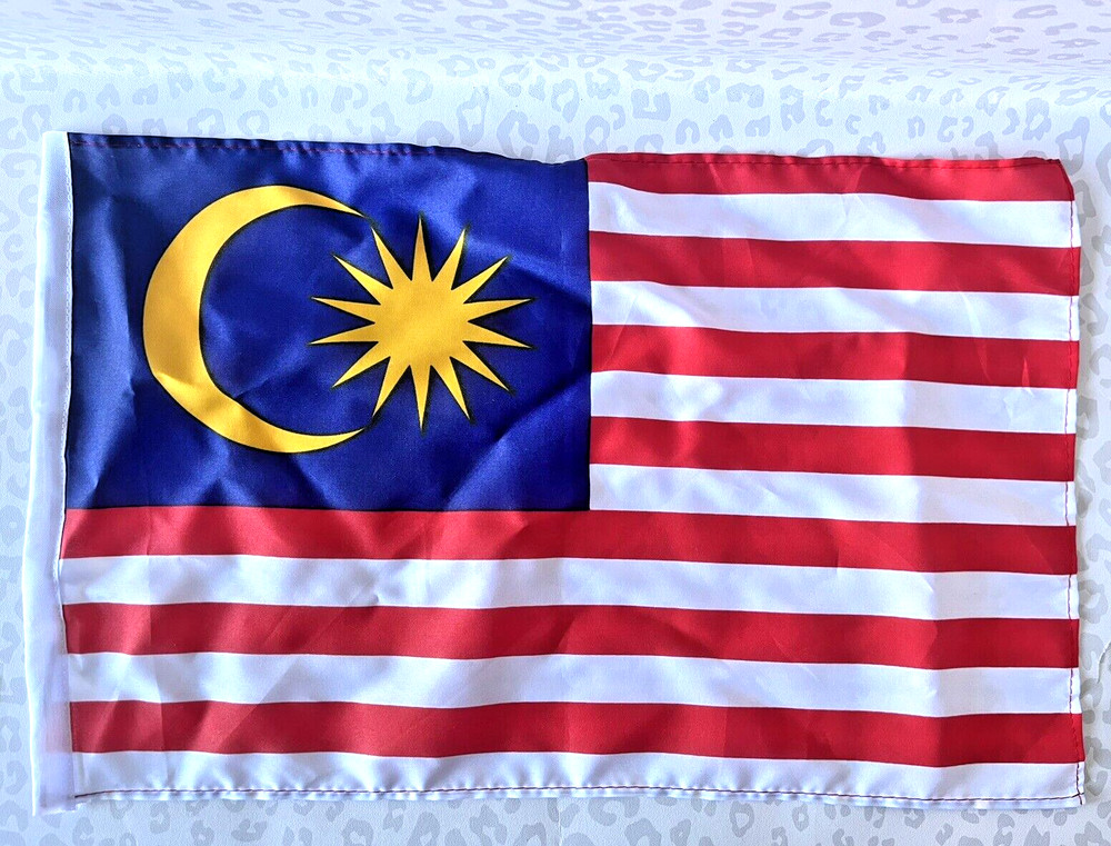 Malaysia Medium Fabric Polyester Flag Approx. 18" x 11" With Threadable Edge