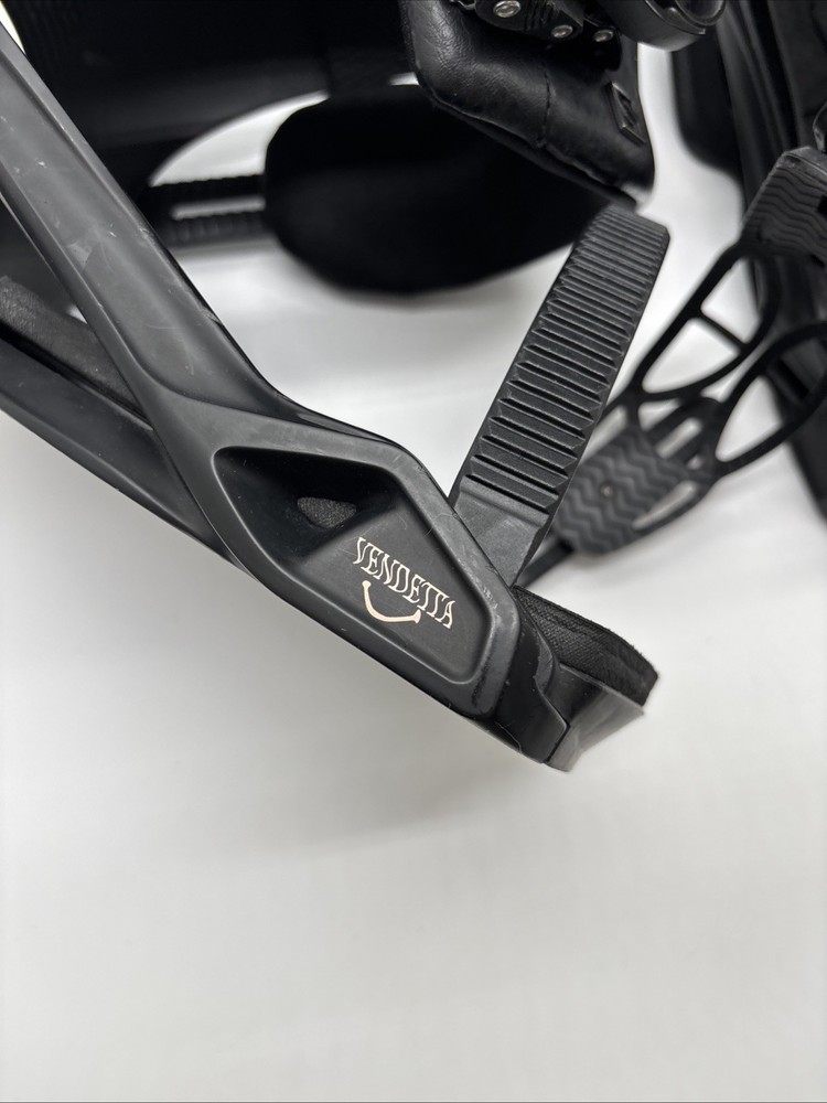 Salomon Vendetta women's snowboard bindings - Medium -