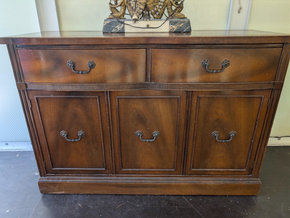 Buffet, Barker Bros, Antique