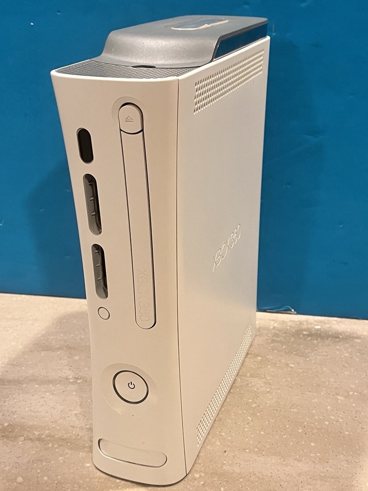 Microsoft Xbox 360 Console System Only. Works But Disk Get Stuck In Console.