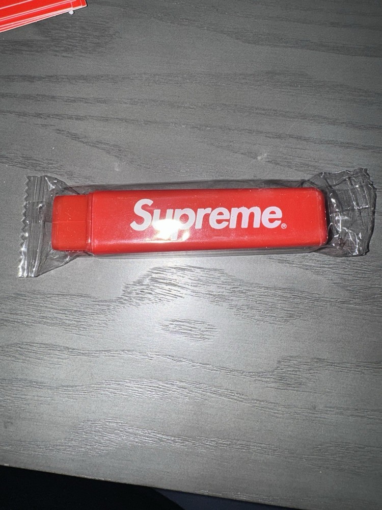 Supreme Toothbrush