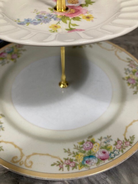 TWO TIER DISPLAY CAKE PLATE SNACK PLATE PARTY PLATE SERVEWARE
