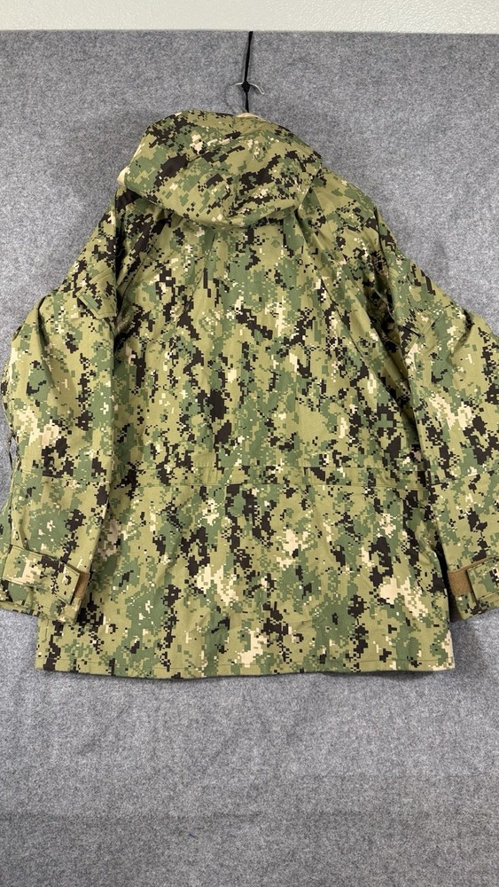 US Navy Working Uniform New Type III Parka Men Medium Regular Camouflage Goretex