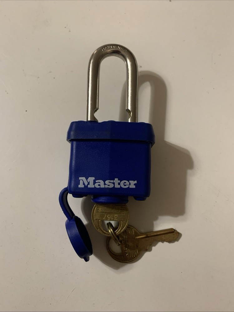 Master Lock Blue Pad Lock Tough Under Fire Keyed With 2 x Keys