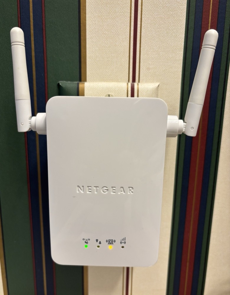 NETGEAR WN3000RP Universal WiFi Range Extender - White