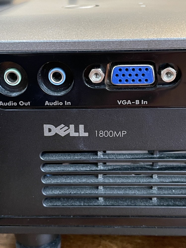 Dell 1800MP DLP Projector 3x Power Cords, Remote, Cable, Carry Case