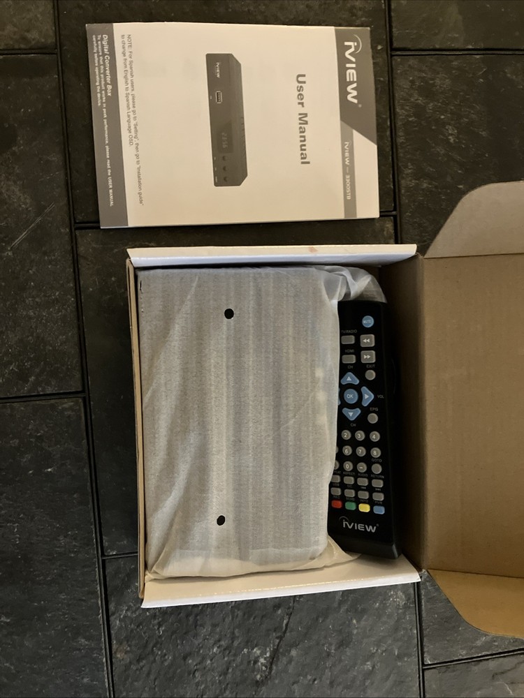 iView 3300STB Digital Converter Box with remote TESTED