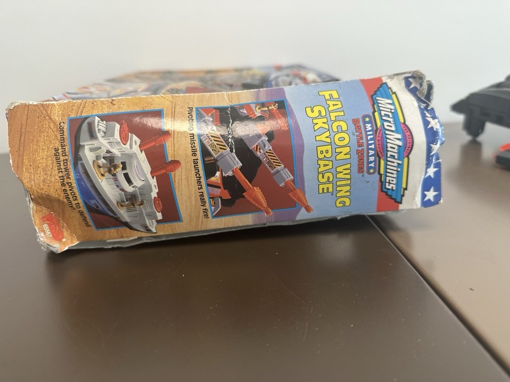 Micro machines Falcon Wing Skybase boxed play set 1995