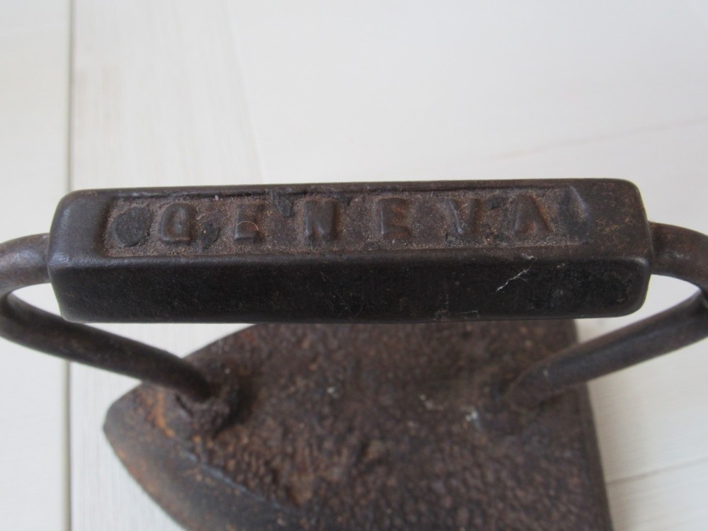 Vintage Cast Iron Geneva Flat Iron