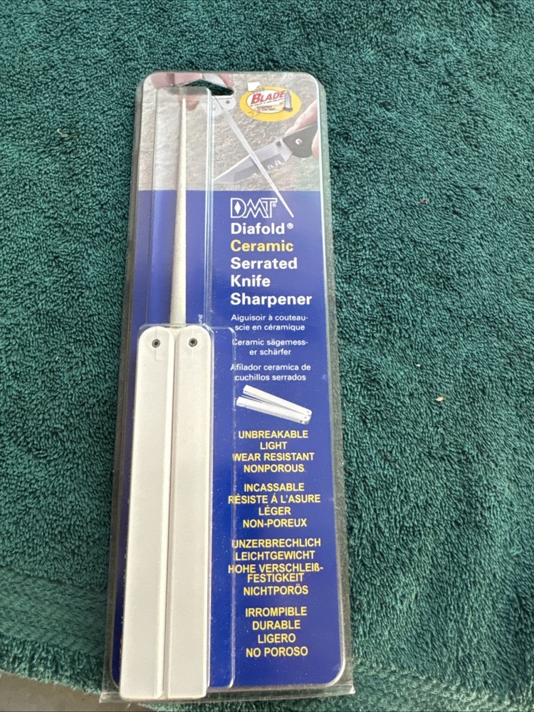 DMT Diafold Diamond Knife Sharpener  Serrated Ceramic