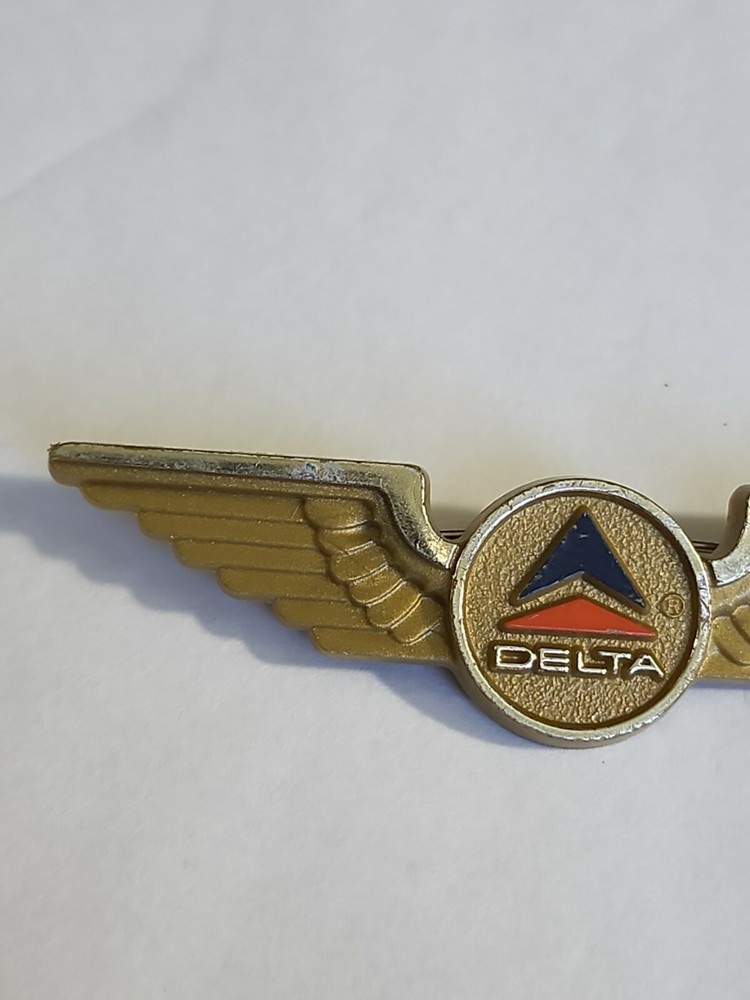 Delta Airlines Pilot Badge Plastic